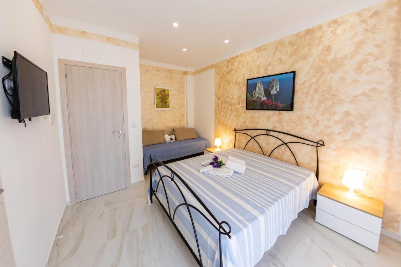 B&B Mary Sant'Elia Naples Exterior photo