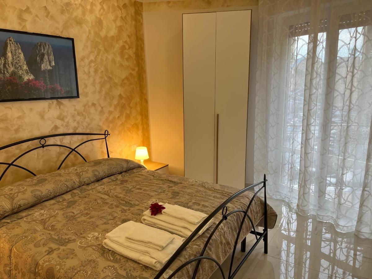 B&B Mary Sant'Elia Naples Exterior photo